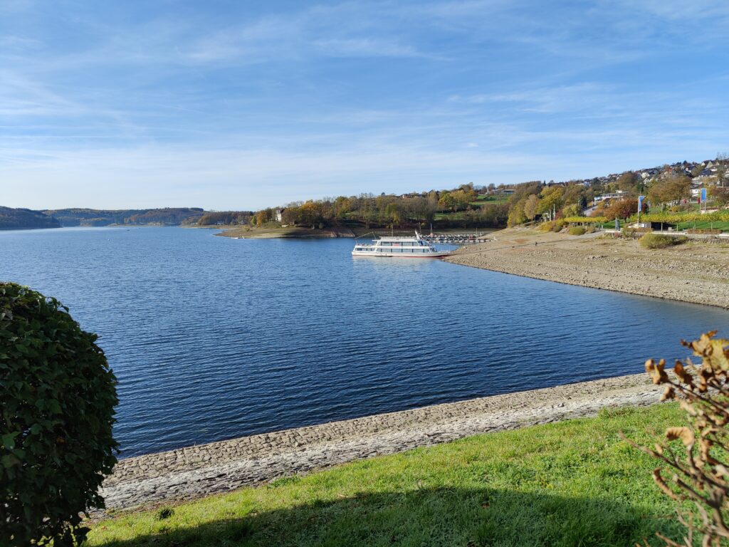 Neulich am Sorpesee - ein kleine Wanderung