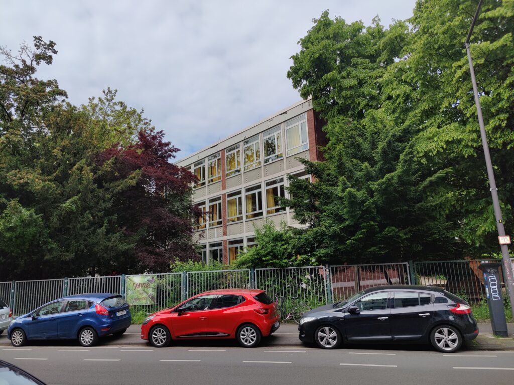 "Viele Bäche und doch nur ein R(h)einfall" (Ausflug nach Köln/ Spaziergang Altstadt Süd)