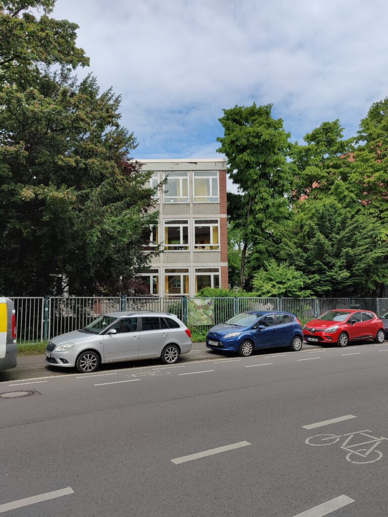 "Viele Bäche und doch nur ein R(h)einfall" (Ausflug nach Köln/ Spaziergang Altstadt Süd)