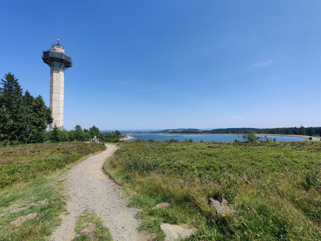 Wanderung von Bestwig nach Meschede/Wanderung  Willingen mit Begehung Skywalk, Juli 2023