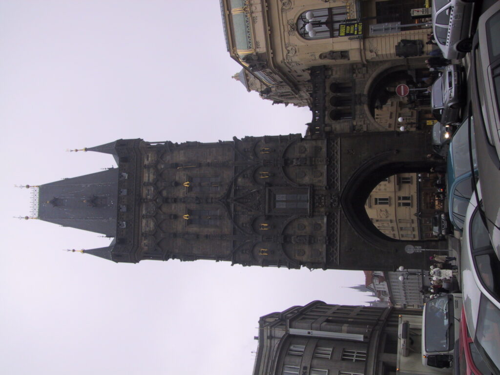 Straßen und erste Sehenswürdigkeiten in Prag, Reisefoto Prag Dezember 2003