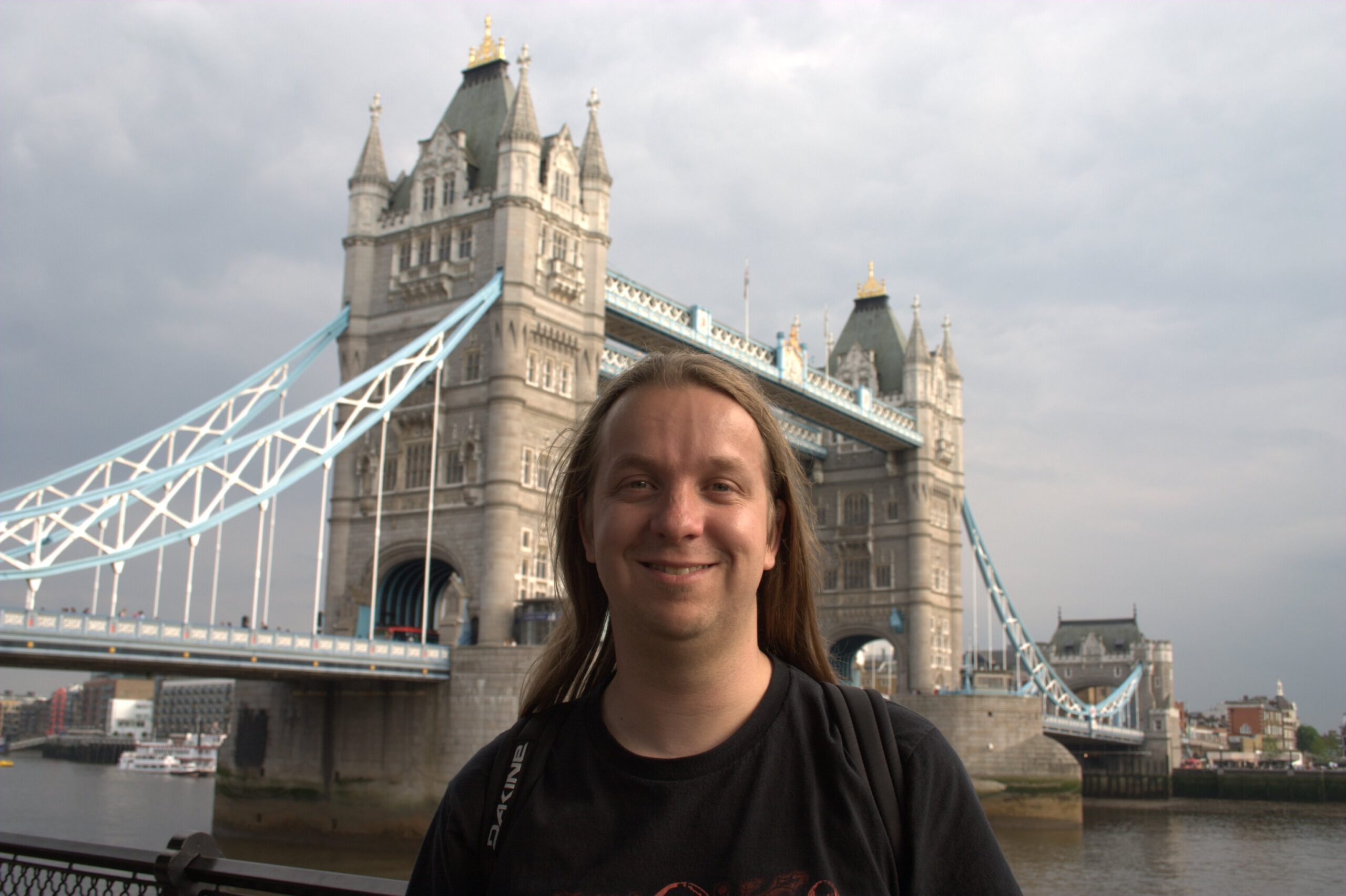 An der Tower Bridge – mit Fotos von mir vor dem Wahrzeichen